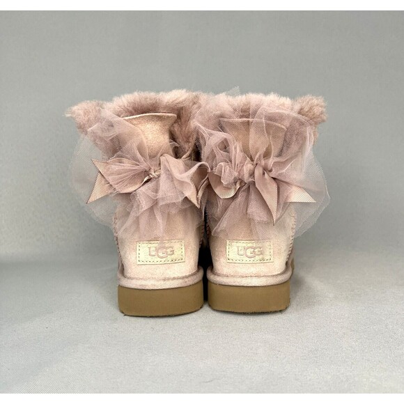 Womens Uggs Boots Bailey Bow Tulle Mini Dusk Pink Purple Sz 6 Fits 7 Suede Rare - Picture 13 of 16